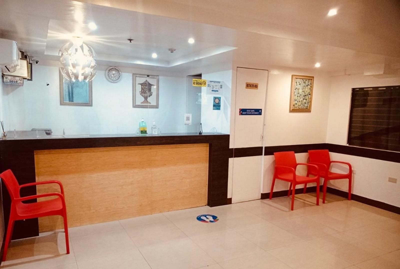 Oyo 888 City Stay Inns Fortview Bgc Pasig City Εξωτερικό φωτογραφία